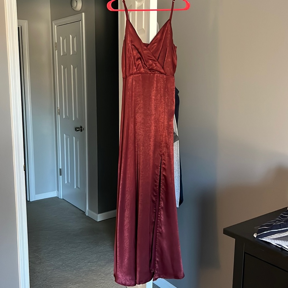 lulus maroon silk bridesmaid dress